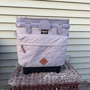 Grey Fabric Covered Igloo Heritage Cool Fusion